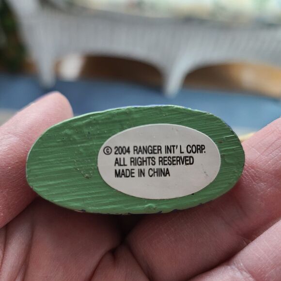 Vintage 2004 Ranger Int'l Gardening Folk Art Angel Ornament Watering Can & Vine - Picture 10 of 10